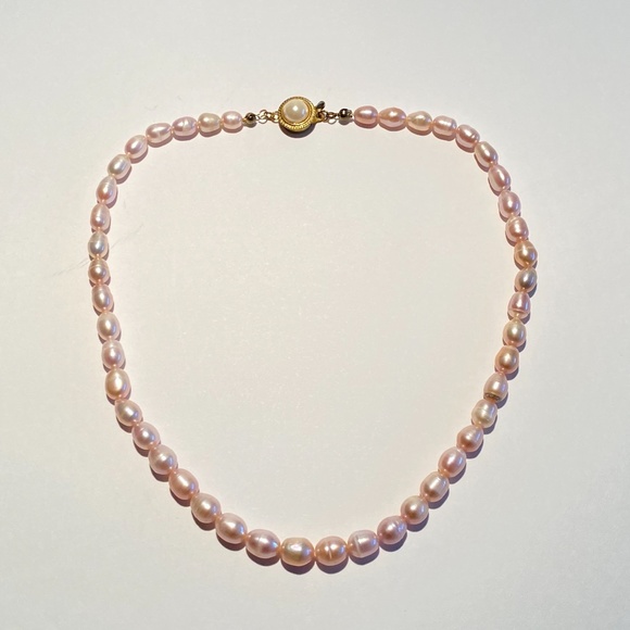 Oval Pink Pearl Necklace - Picture 3 of 4